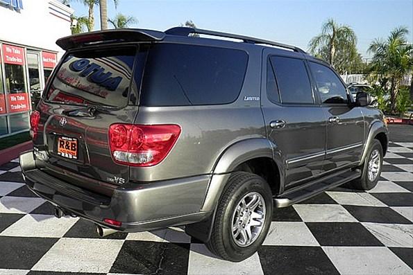 2005 Toyota Sequoia Unknown