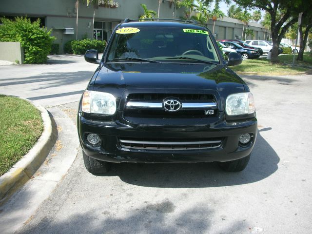 2005 Toyota Sequoia GT Limited