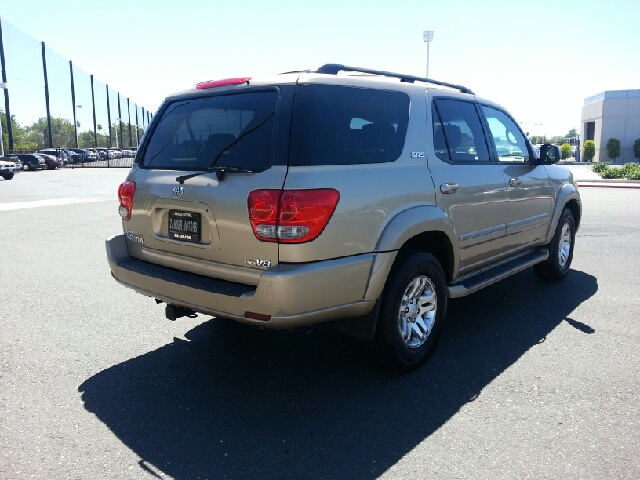 2005 Toyota Sequoia GT Limited