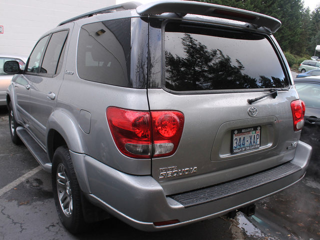 2006 Toyota Sequoia SLT 25