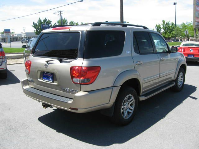 2007 Toyota Sequoia 3.5 H.O V6 Sedan