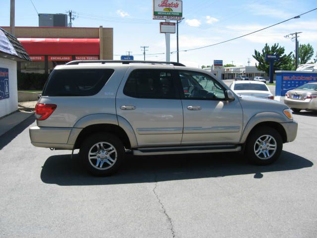 2007 Toyota Sequoia 3.5 H.O V6 Sedan