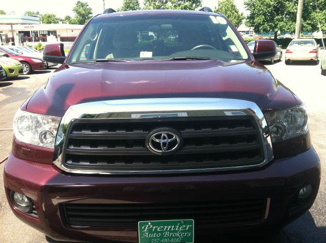 2010 Toyota Sequoia Sunroof - Chrome At Redbank