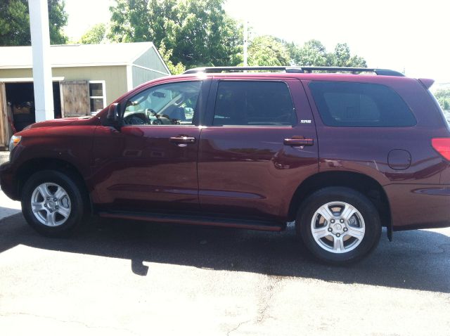 2010 Toyota Sequoia Sunroof - Chrome At Redbank