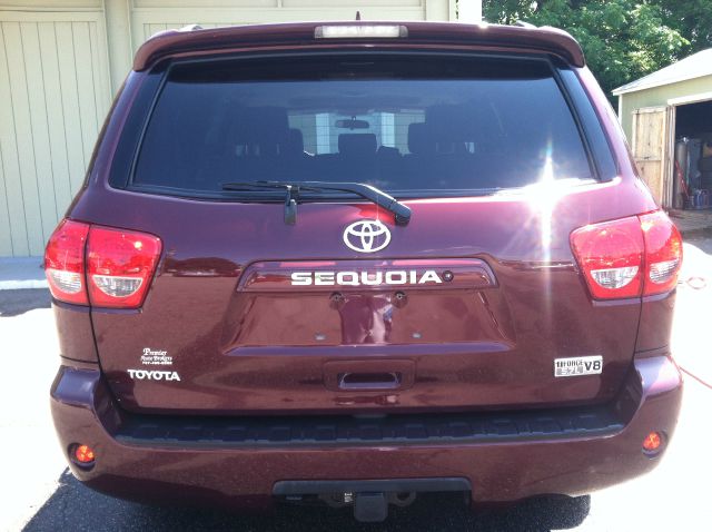 2010 Toyota Sequoia Sunroof - Chrome At Redbank