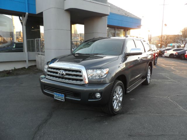 2012 Toyota Sequoia 4X4 LS 26K