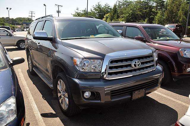 2012 Toyota Sequoia SLT 25