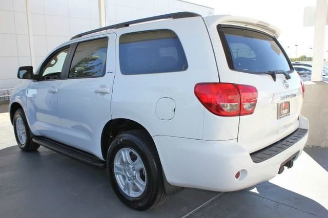 2013 Toyota Sequoia Ram 3500 Diesel 2-WD