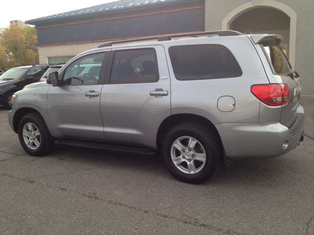 2013 Toyota Sequoia Sunroof - Chrome At Redbank