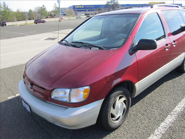 1998 Toyota Sienna Unknown