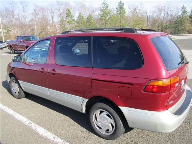 1998 Toyota Sienna Unknown