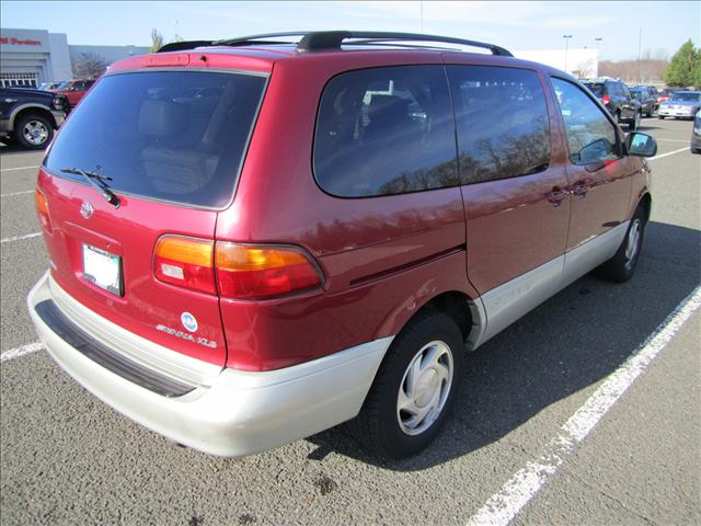 1998 Toyota Sienna Unknown