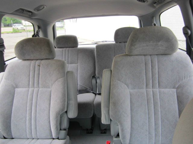 2000 Toyota Sienna SEL Sport Utility 4D