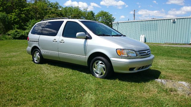 2002 Toyota Sienna XL Long Bed Crew Cab ~ 5.4L Gas