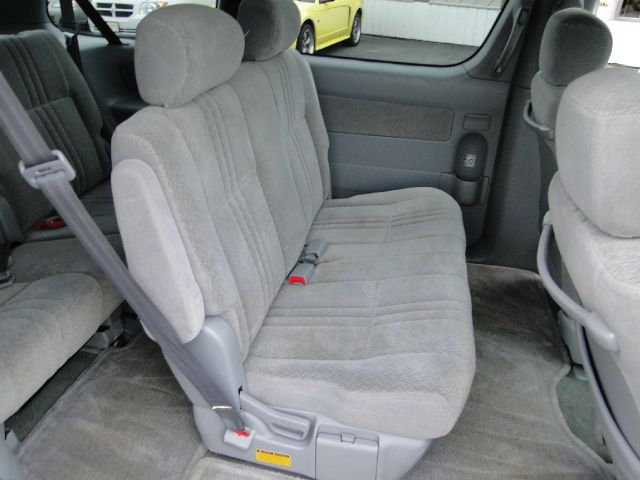 2003 Toyota Sienna SEL Sport Utility 4D