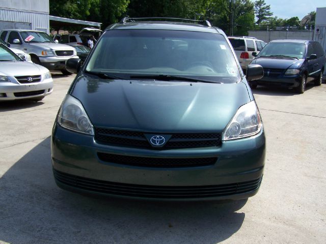 2004 Toyota Sienna 1997 Ford GL