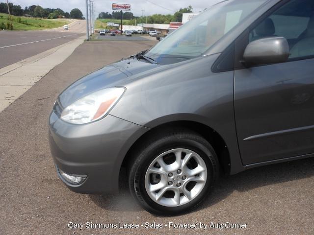 2004 Toyota Sienna Unknown