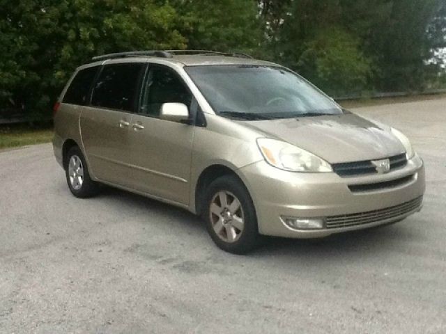 2004 Toyota Sienna Unknown