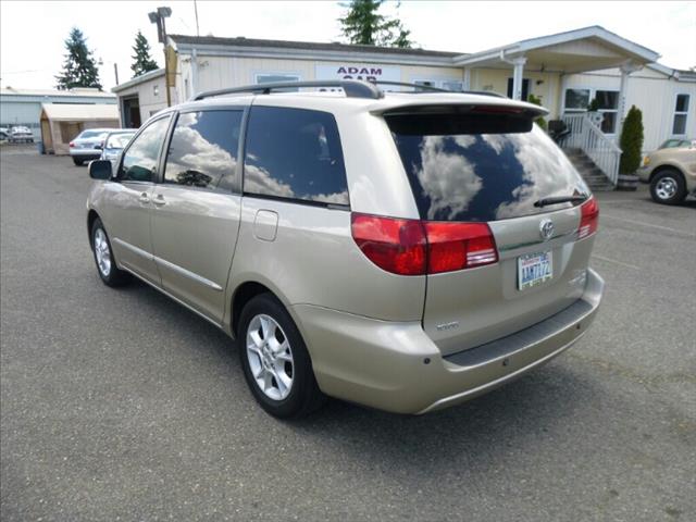 2004 Toyota Sienna Eddie Bauer 4x4