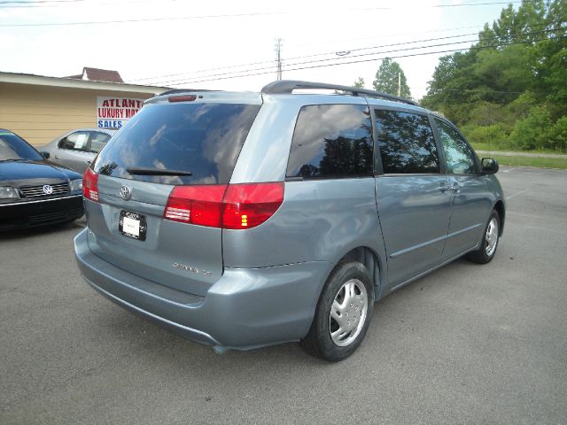 2004 Toyota Sienna 1997 Ford GL