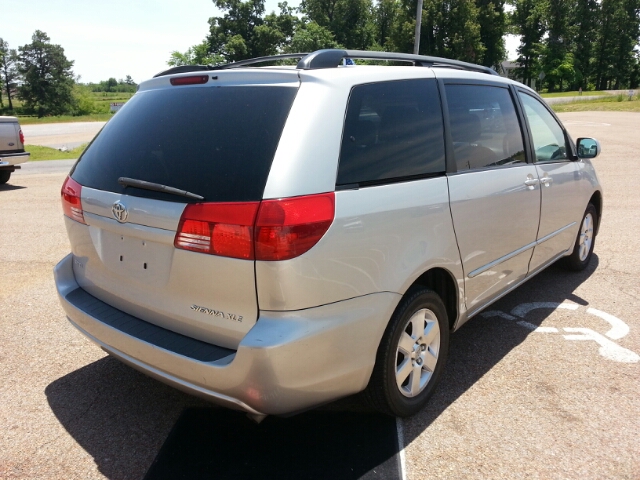 2004 Toyota Sienna Eddie Bauer 4x4