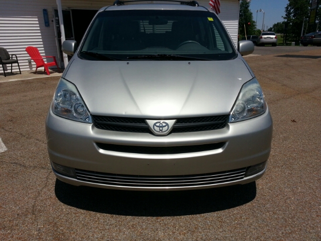 2004 Toyota Sienna Eddie Bauer 4x4