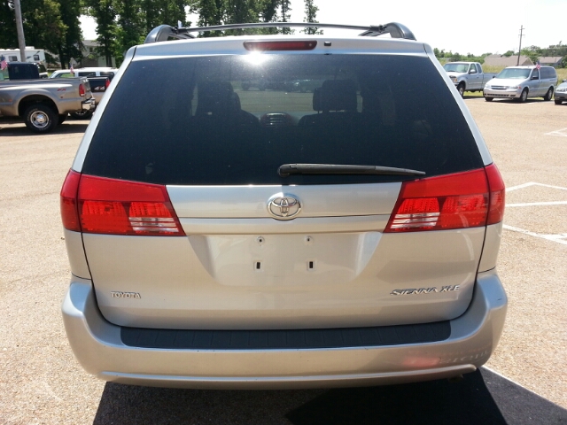 2004 Toyota Sienna Eddie Bauer 4x4