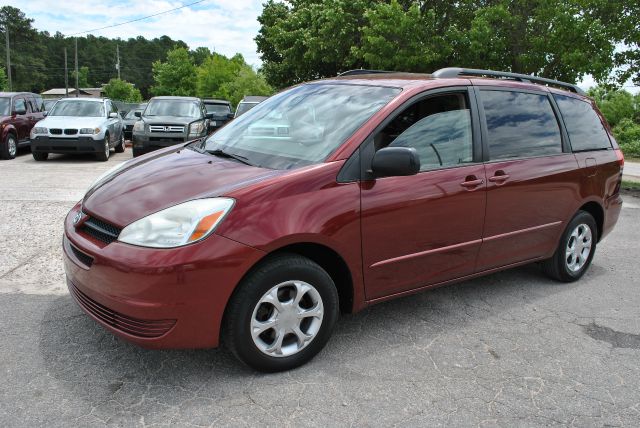 2004 Toyota Sienna 1997 Ford GL