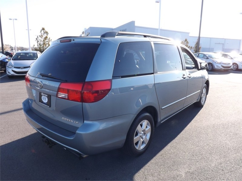 2004 Toyota Sienna 5.4L Special Service