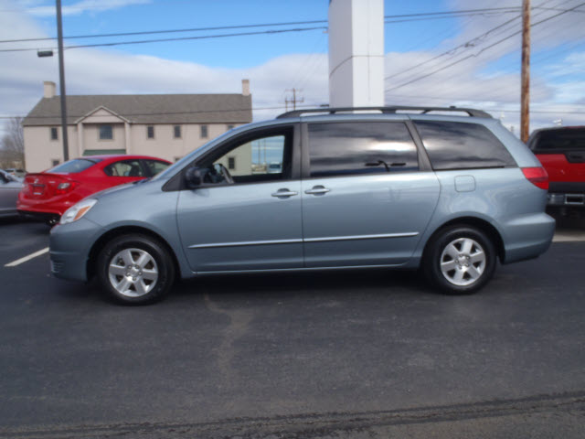 2004 Toyota Sienna 5.4L Special Service