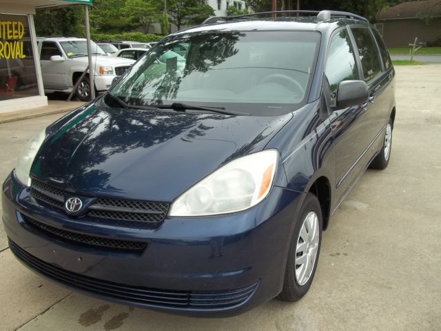 2004 Toyota Sienna 1997 Ford GL