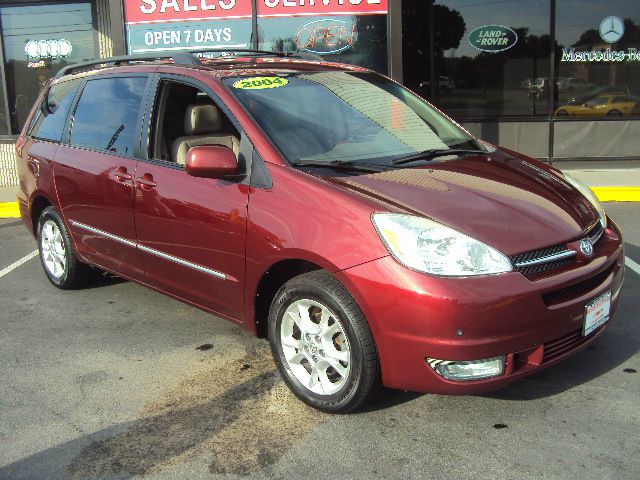 2004 Toyota Sienna XLT 4.6L 4WD