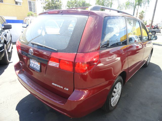 2004 Toyota Sienna EX, All Wheel Drive