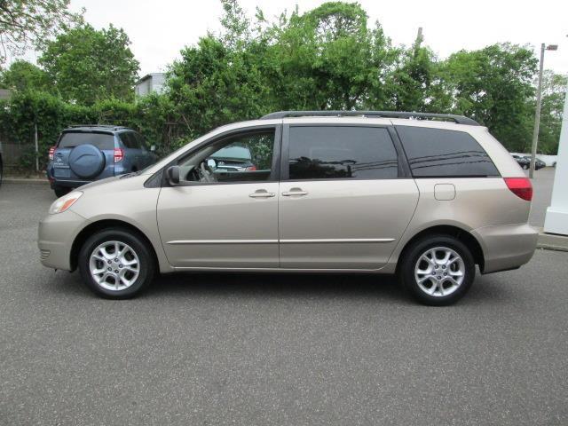 2005 Toyota Sienna SLT 4x4 3rd Row