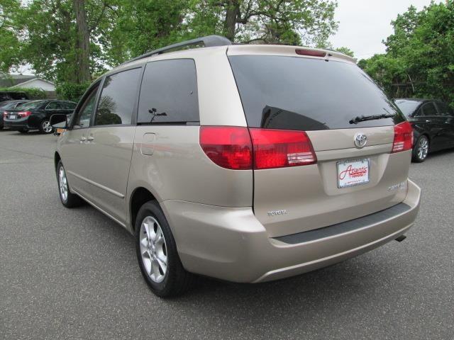 2005 Toyota Sienna SLT 4x4 3rd Row