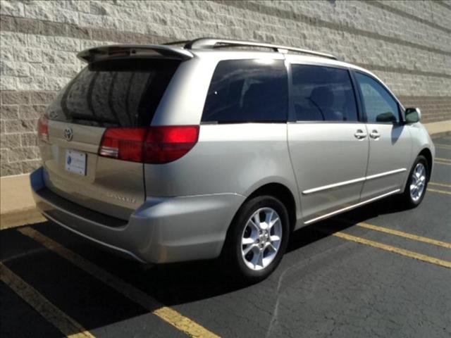 2005 Toyota Sienna Unknown