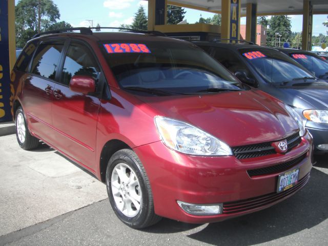 2005 Toyota Sienna XLT 4.6L 4WD