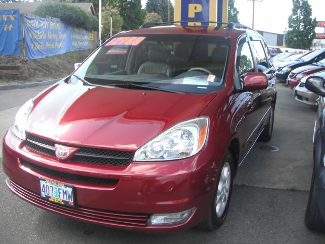 2005 Toyota Sienna XLT 4.6L 4WD