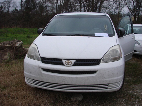 2005 Toyota Sienna S 2WD 4-spd AT