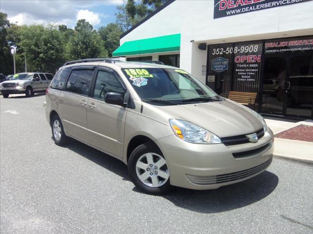 2005 Toyota Sienna 2500 HD 4X4 REG CAB