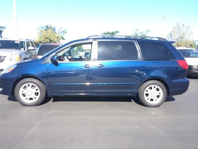 2005 Toyota Sienna Unknown