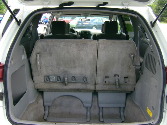 2005 Toyota Sienna S 2WD 4-spd AT