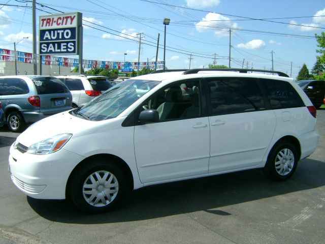 2005 Toyota Sienna S 2WD 4-spd AT