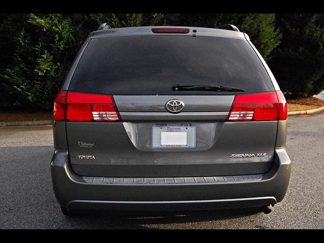 2005 Toyota Sienna LX ONE Owner