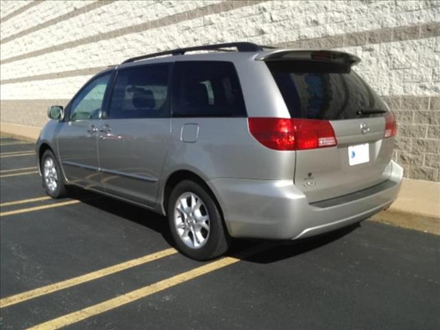 2005 Toyota Sienna Unknown