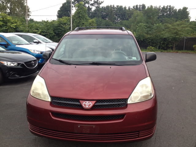 2005 Toyota Sienna 4.6L XLT Sport