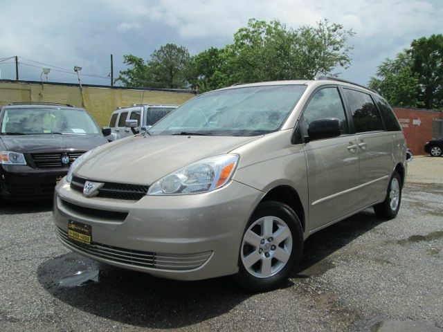 2005 Toyota Sienna S 2WD 4-spd AT