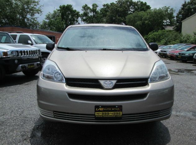 2005 Toyota Sienna S 2WD 4-spd AT