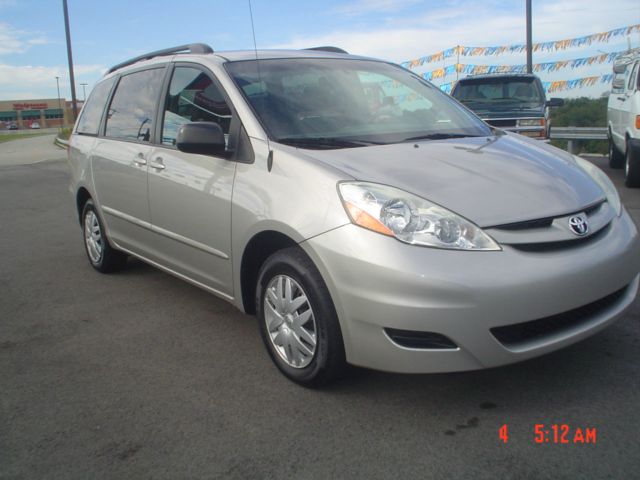 2006 Toyota Sienna XLT 4.6L 4WD