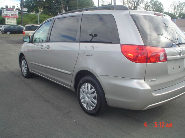 2006 Toyota Sienna XLT 4.6L 4WD